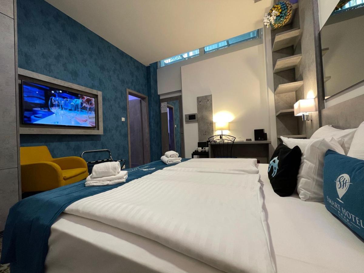 Smart Hotel Budapest & Apartments Bilik gambar